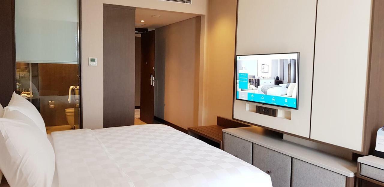 Wyndham Opi Hotel Palembang Exterior photo